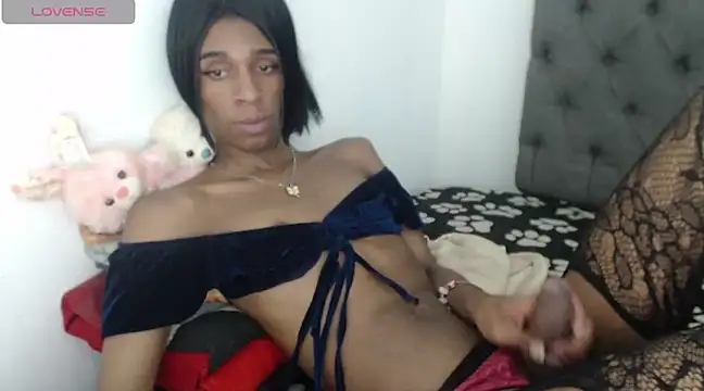 Snapshot of lucianadolll chatting on 03-22-25, 02:48 lucianadolll online show from 03-22-25, 02:48