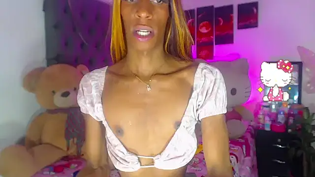 Snapshot of lucianadolll chatting on 02-21-26, 11:11 lucianadolll online show from 02-21-26, 11:11