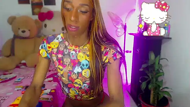 Snapshot of lucianadolll chatting on 02-27-26, 08:09 lucianadolll online show from 02-27-26, 08:09