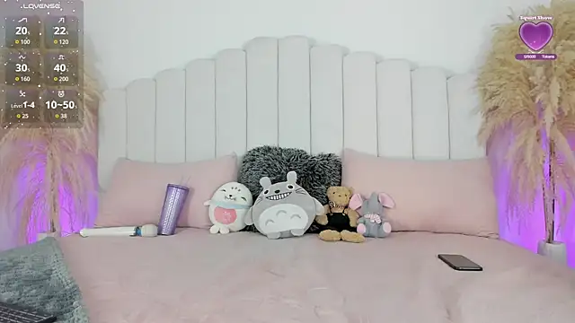 cherie    online show from 11-12-25, 08:41