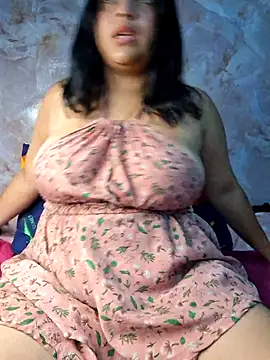 Snapshot of sophia_cute1_1 chatting on 06-16-26, 10:51 sophia cute1 1 online show from 06-16-26, 10:51