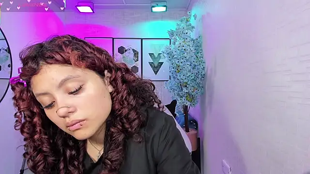 Theia moon online show from 04-14-26, 01:06