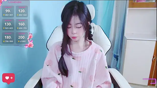 xiyao1314 online show from 10-21-25, 04:57