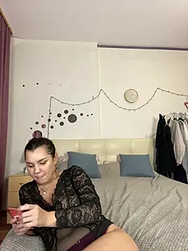 MiraMiss online show from 01-29-25, 11:09