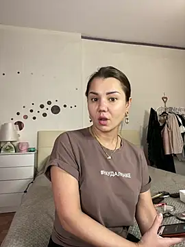 MiraMiss online show from 03-07-25, 04:57