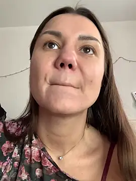 Snapshot of MiraMiss chatting on 02-01-26, 08:57 MiraMiss online show from 02-01-26, 08:57