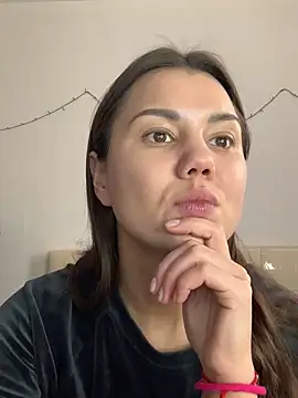 Snapshot of MiraMiss chatting on 02-03-26, 09:47 MiraMiss online show from 02-03-26, 09:47