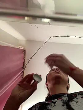 Snapshot of MiraMiss chatting on 02-08-26, 07:01 MiraMiss online show from 02-08-26, 07:01