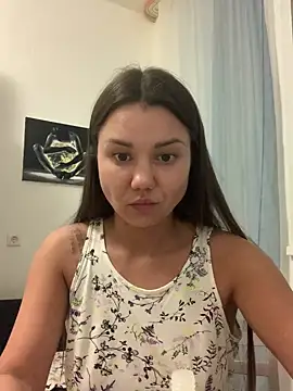 Snapshot of MiraMiss chatting on 03-26-26, 03:39 MiraMiss online show from 03-26-26, 03:39