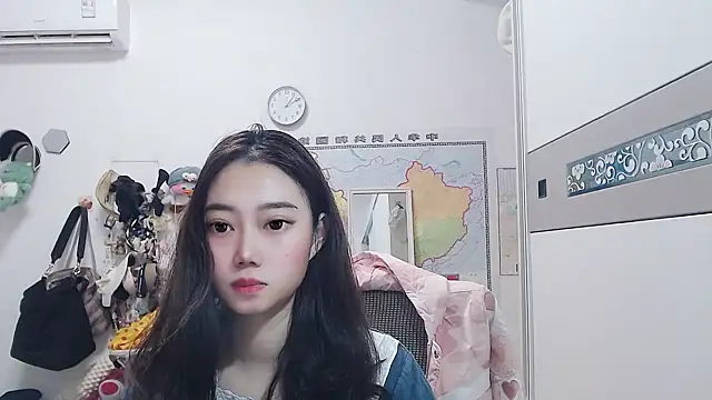 Cherie-xinxin01 online show from 12-09-24, 02:49