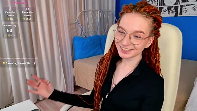 Snapshot of VioletShine chatting on 04-22-26, 12:39 VioletShine online show from 04-22-26, 12:39