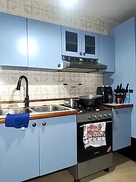 Alison fitness online show from 10-03-25, 01:24