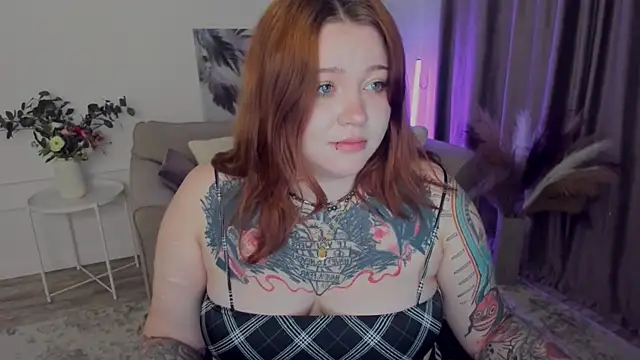 MoonLghte online show from 09-21-25, 07:59