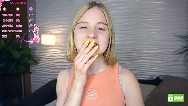 OdelinaFicken online show from 11-13-25, 04:11