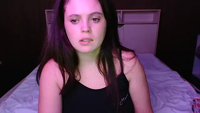 Snapshot of Karry-SEX chatting on 12-21-24, 04:25 Karry-SEX online show from 12-21-24, 04:25