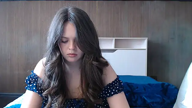 Snapshot of Karry-SEX chatting on 10-19-25, 07:53 Karry-SEX online show from 10-19-25, 07:53