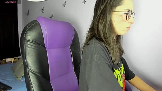 aiko mori online show from 04-09-26, 09:42