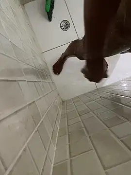 Snapshot of rodrigo21Cm_ chatting on 12-16-24, 08:58 rodrigo21Cm online show from 12-16-24, 08:58