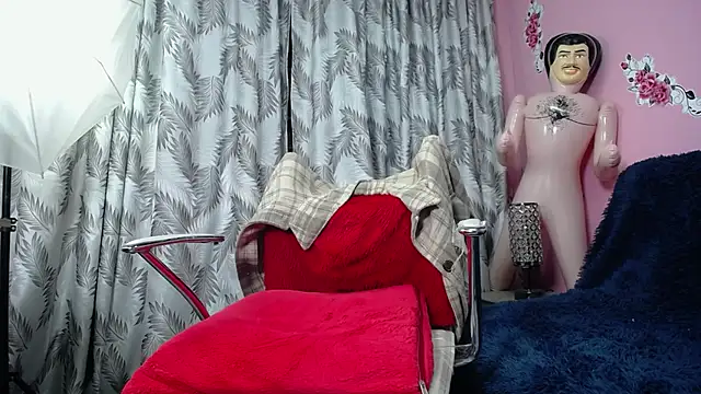 Snapshot of Kate_Laurence_ chatting on 12-14-24, 10:13 Kate Laurence online show from 12-14-24, 10:13