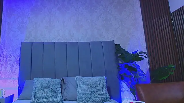 MeganCruzGB online show from 03-11-25, 07:36