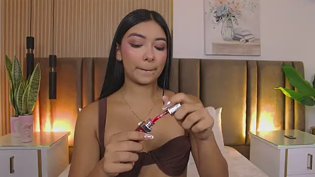 Snapshot of MeganCruzGB chatting on 01-13-26, 12:21 MeganCruzGB online show from 01-13-26, 12:21