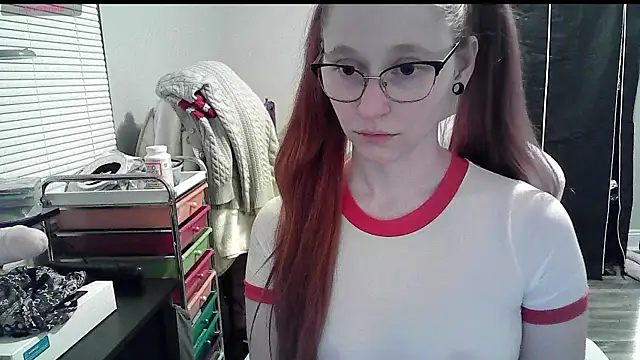 LilyFoxxx online show from 01-15-25, 03:54