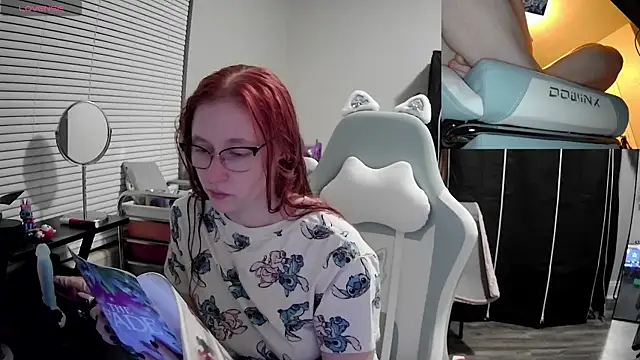 LilyFoxxx online show from 02-03-25, 02:47