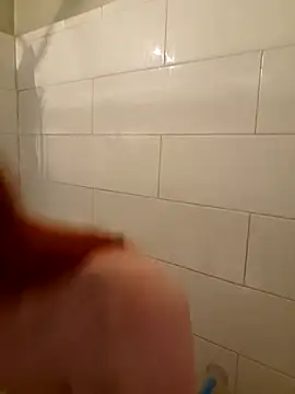 LilyFoxxx online show from 04-01-26, 05:41