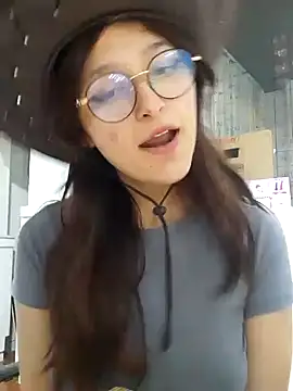 Snapshot of AddisonMars chatting on 12-15-24, 07:46 AddisonMars online show from 12-15-24, 07:46