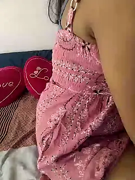 Snapshot of Aaliyalove1 chatting on 02-09-25, 11:04 Aaliyalove1 online show from 02-09-25, 11:04