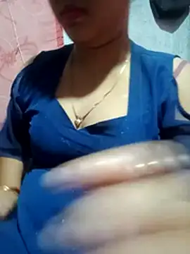 Snapshot of Super-Couple chatting on 03-03-26, 02:01 Super-Couple online show from 03-03-26, 02:01