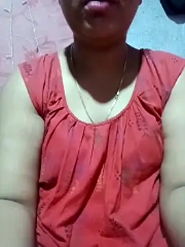 Snapshot of Super-Couple chatting on 03-15-26, 03:29 Super-Couple online show from 03-15-26, 03:29