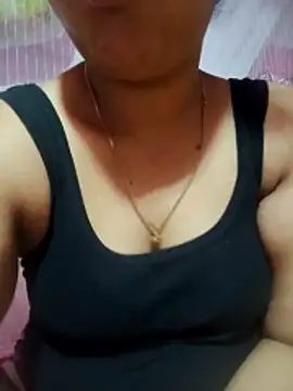 Snapshot of Super-Couple chatting on 04-04-26, 01:37 Super-Couple online show from 04-04-26, 01:37