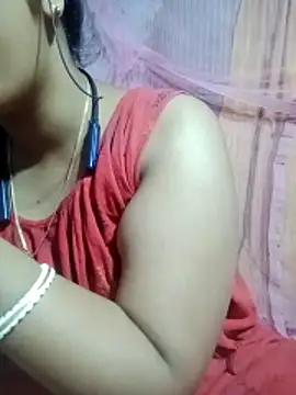 Snapshot of Super-Couple chatting on 04-08-26, 06:46 Super-Couple online show from 04-08-26, 06:46