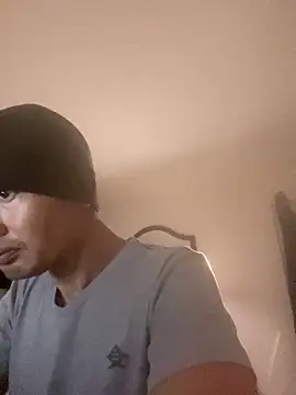 Snapshot of 2Fly4Guy chatting on 12-05-24, 02:11 2Fly4Guy online show from 12-05-24, 02:11