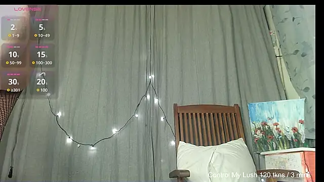 Snapshot of Skinnyshiny_boy chatting on 03-12-25, 06:51 Skinnyshiny boy online show from 03-12-25, 06:51