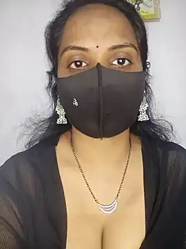 Snapshot of Choclet_bhabhi chatting on 01-02-25, 02:02 Choclet bhabhi online show from 01-02-25, 02:02