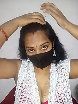 Snapshot of Choclet_bhabhi chatting on 01-09-25, 09:59 Choclet bhabhi online show from 01-09-25, 09:59