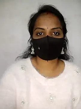 Snapshot of Choclet_bhabhi chatting on 01-10-25, 12:47 Choclet bhabhi online show from 01-10-25, 12:47