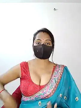 Snapshot of Choclet_bhabhi chatting on 01-25-25, 07:28 Choclet bhabhi online show from 01-25-25, 07:28