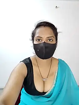 Snapshot of Choclet_bhabhi chatting on 01-27-25, 10:38 Choclet bhabhi online show from 01-27-25, 10:38