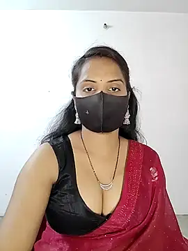 Snapshot of Choclet_bhabhi chatting on 02-01-25, 11:10 Choclet bhabhi online show from 02-01-25, 11:10