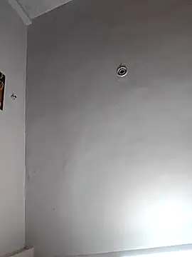 Snapshot of Choclet_bhabhi chatting on 03-08-25, 04:39 Choclet bhabhi online show from 03-08-25, 04:39