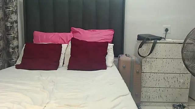 WATERMELLON79 online show from 01-11-26, 06:51