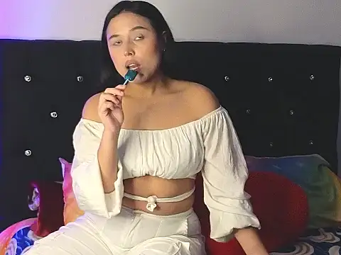 Sweet xuee18 online show from 03-31-26, 12:12