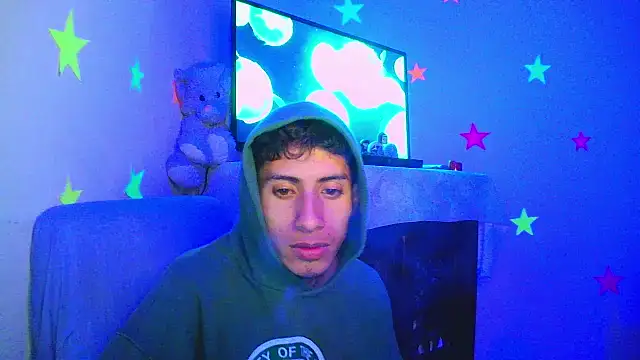 Snapshot of BIG_cockpether chatting on 03-19-25, 07:17 BIG cockpether online show from 03-19-25, 07:17