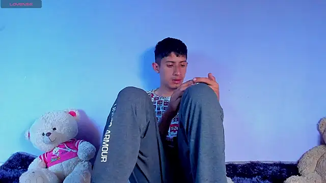 Snapshot of BIG_cockpether chatting on 11-13-25, 12:15 BIG cockpether online show from 11-13-25, 12:15