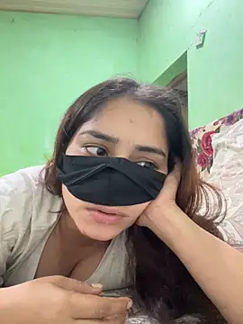 Black Glow online show from 03-13-25, 02:44