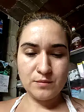 Snapshot of alexax0 chatting on 02-05-25, 05:30 alexax0 online show from 02-05-25, 05:30