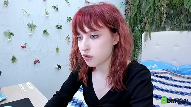 ElizaNik  online show from 03-18-26, 10:35